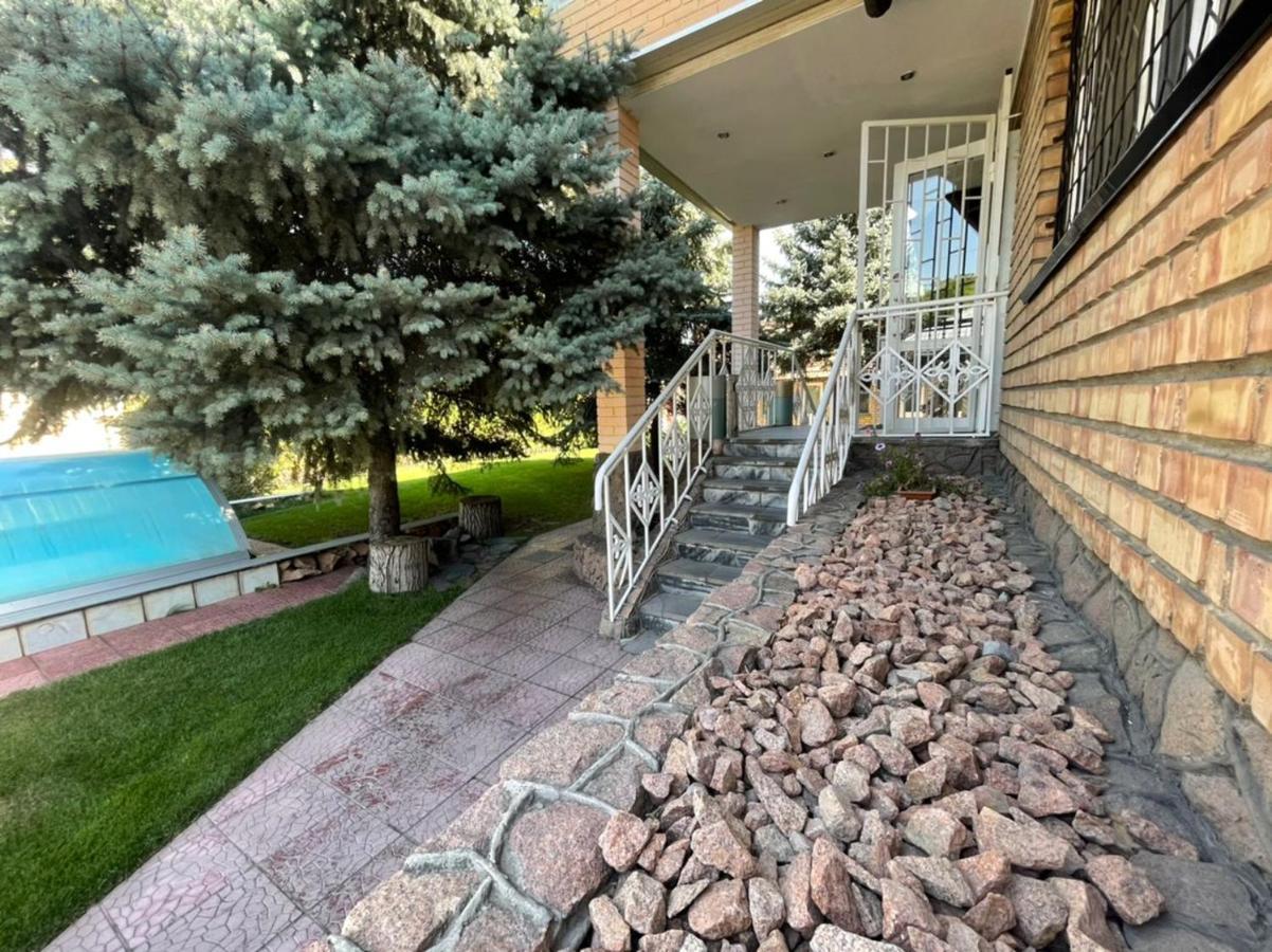 Гостевой дом Шумкар Азия Guest House Shumkar Asia Бишкек Екстериор снимка