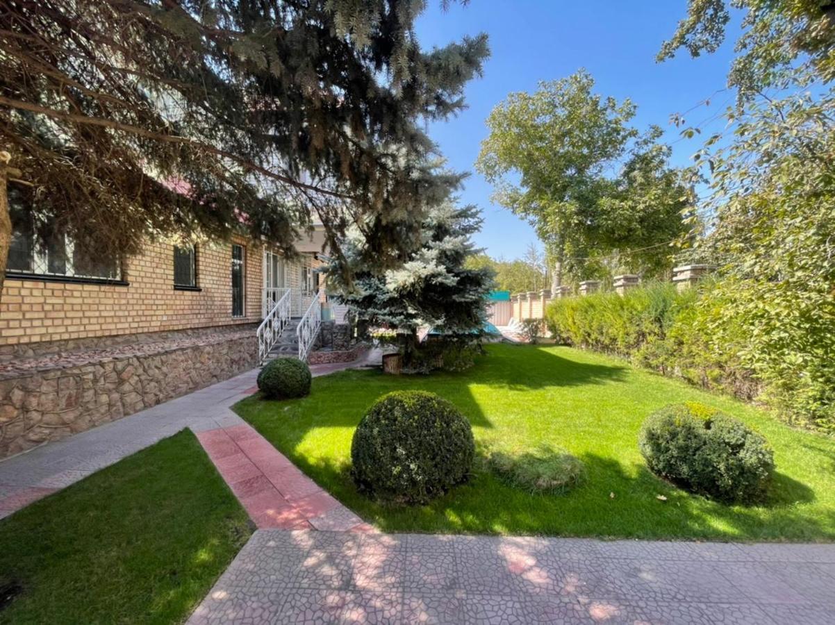 Гостевой дом Шумкар Азия Guest House Shumkar Asia Бишкек Екстериор снимка