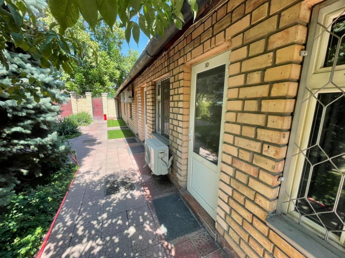 Гостевой дом Шумкар Азия Guest House Shumkar Asia Бишкек Екстериор снимка