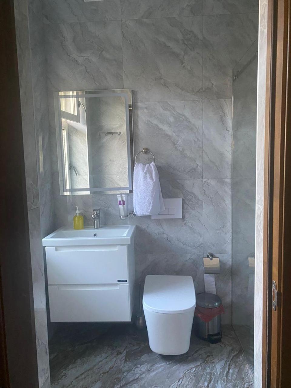 Гостевой дом Шумкар Азия Guest House Shumkar Asia Бишкек Екстериор снимка