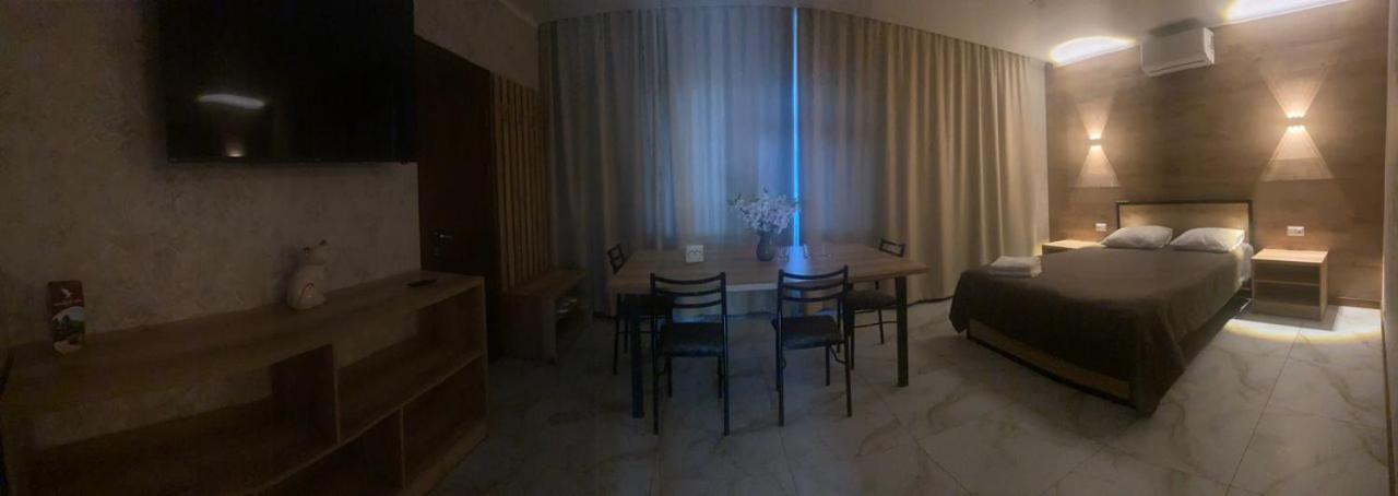 Гостевой дом Шумкар Азия Guest House Shumkar Asia Бишкек Екстериор снимка