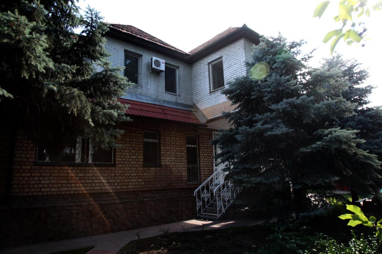 Гостевой дом Шумкар Азия Guest House Shumkar Asia Бишкек Екстериор снимка
