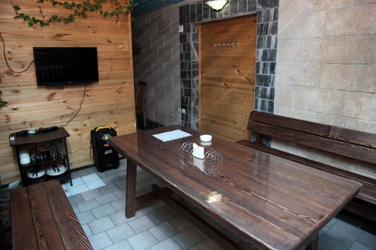 Гостевой дом Шумкар Азия Guest House Shumkar Asia Бишкек Екстериор снимка